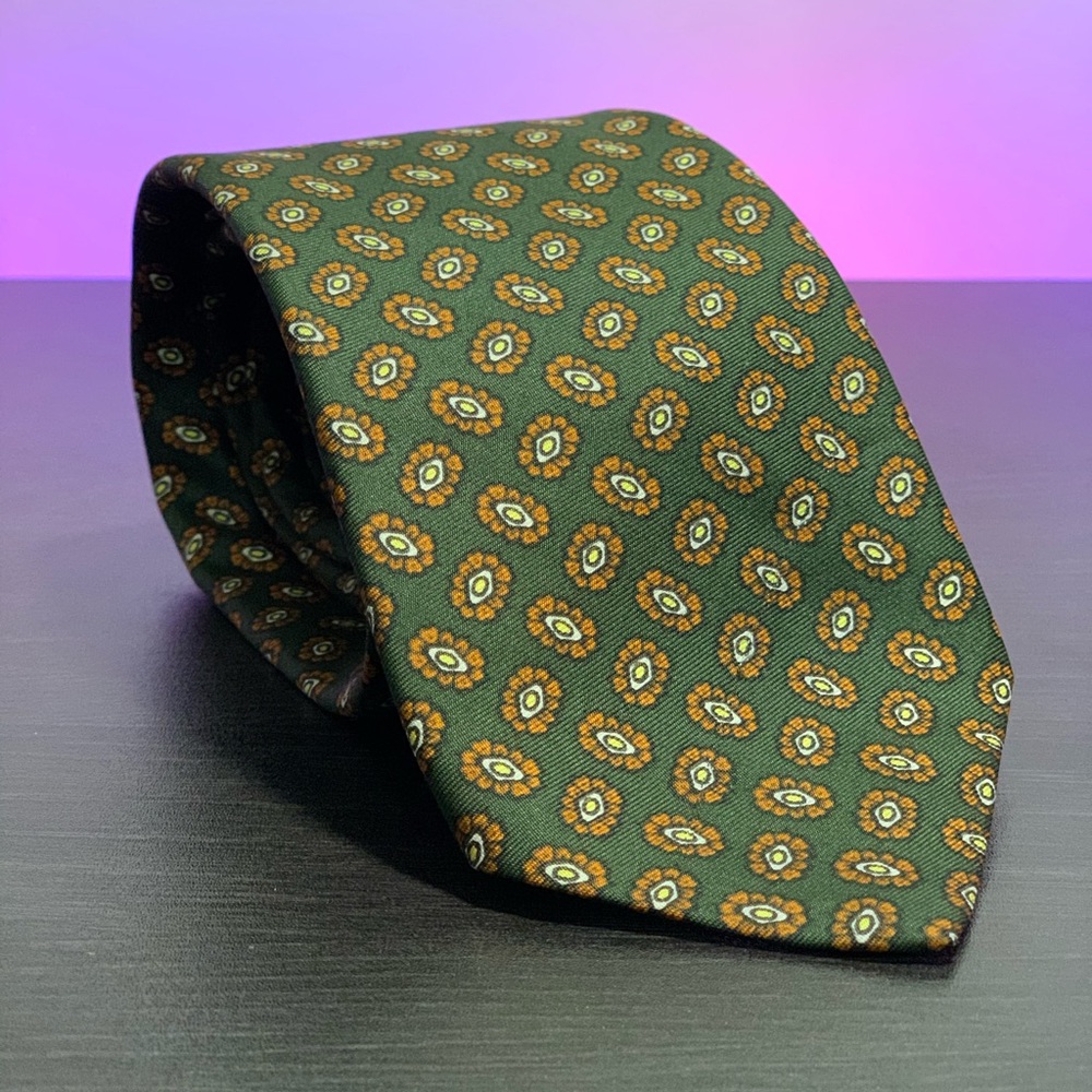 Brooks Brothers men’s necktie silk floral